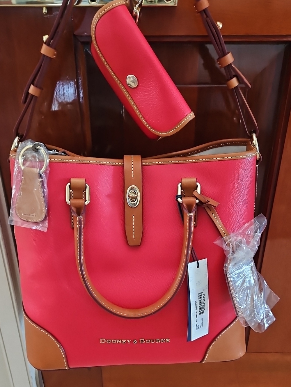 ⚘️ Dooney & Bourke Red Leather Shelby Shopper with Purse, Luggage Tag & Key Fob